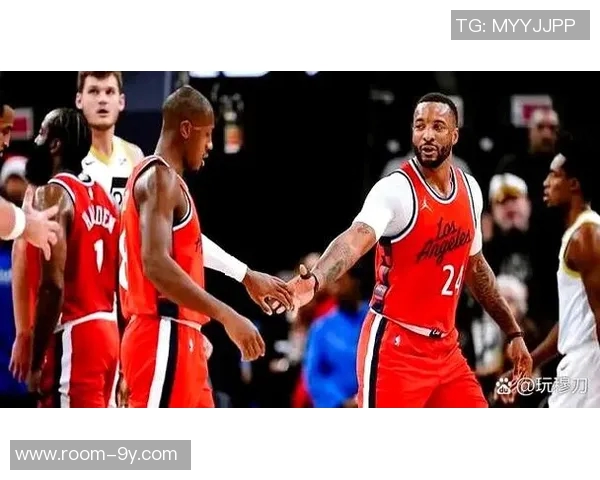 快船与公牛首发阵容对决哈登领衔挑战邓恩与桑德斯组合