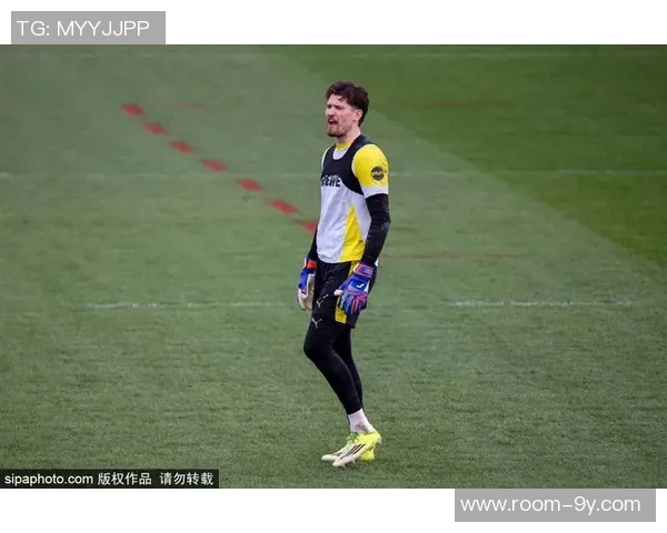 施洛特贝克续约悬念引发多特防线动荡或将迎多名球员离队